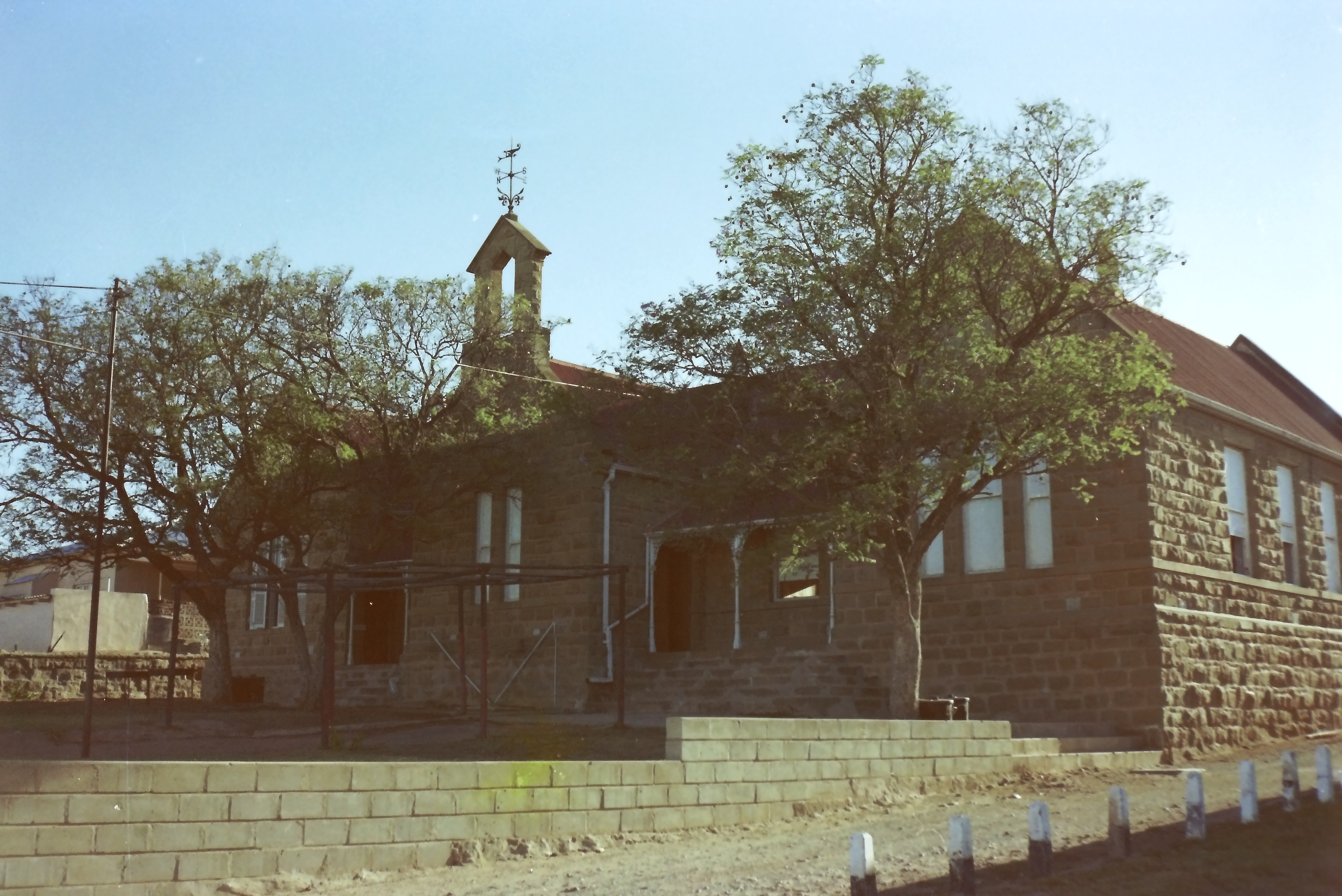 Ghost House Youth Hostel in Oudtshoorn